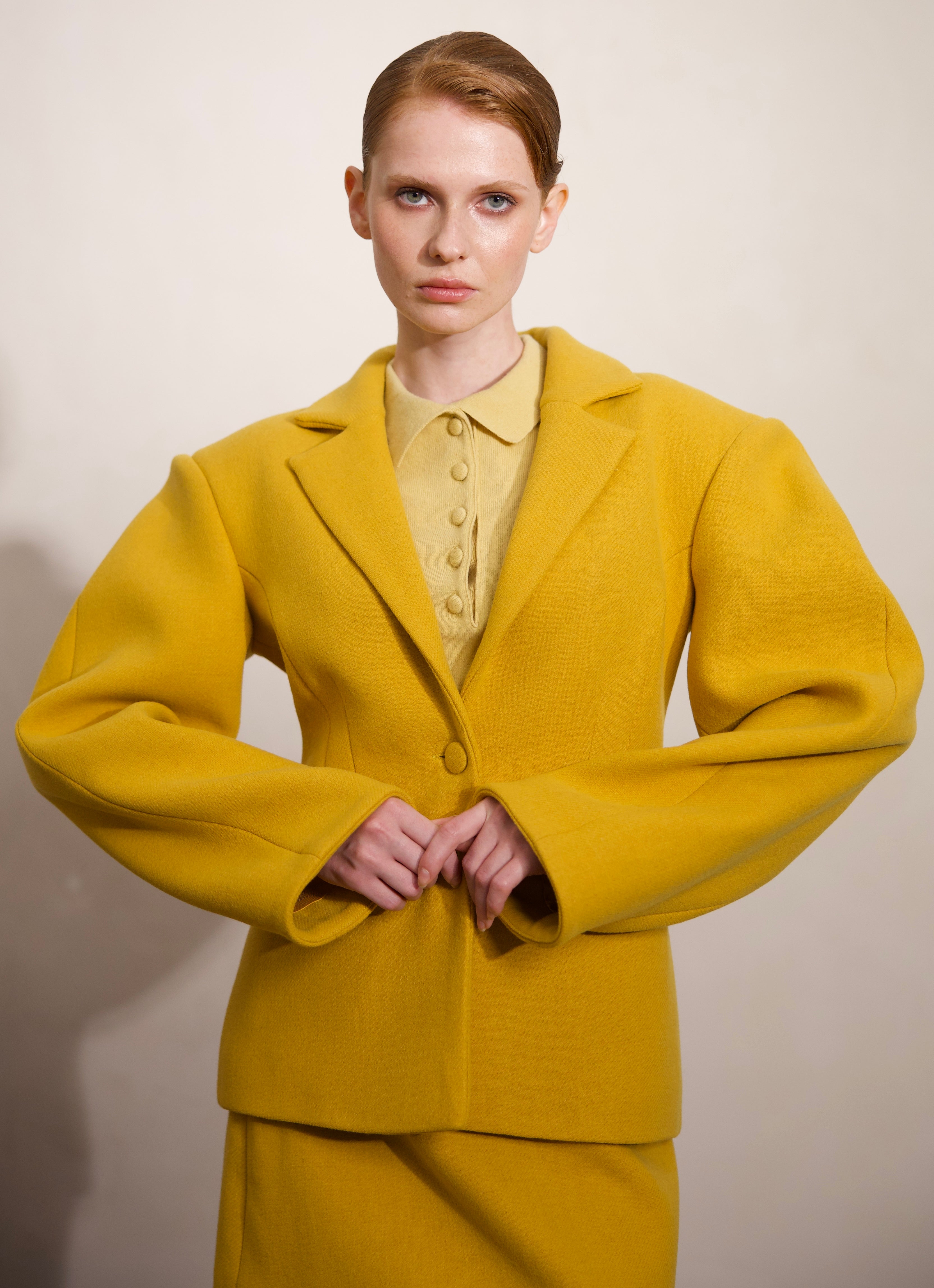 WOOL SKIRT WITH IMPECCABLE TAILORING